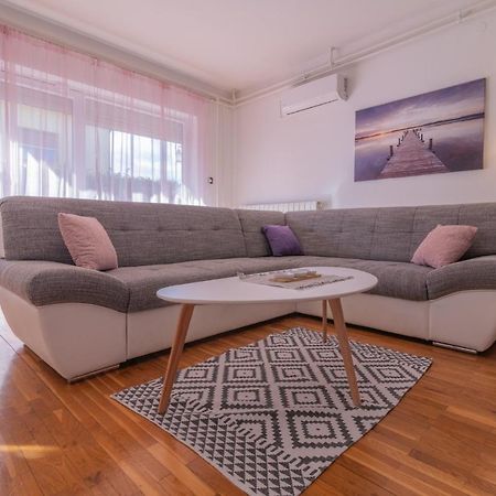 Apartman Monte Grande Pula Exterior photo